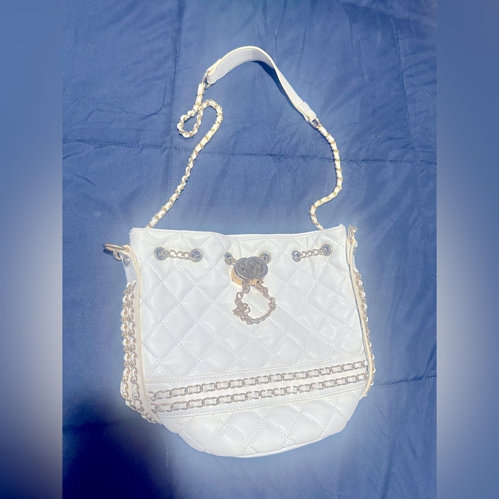 White & Gold Quilted Bucket Handbag